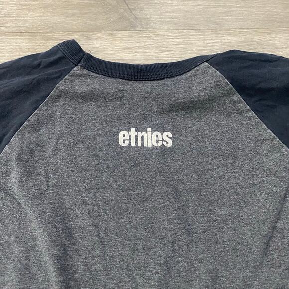 VINTAGE ETNIES BLACK LONGSLEEVE SHIRT LARGE SKATE Y2K - Picture 3 of 8